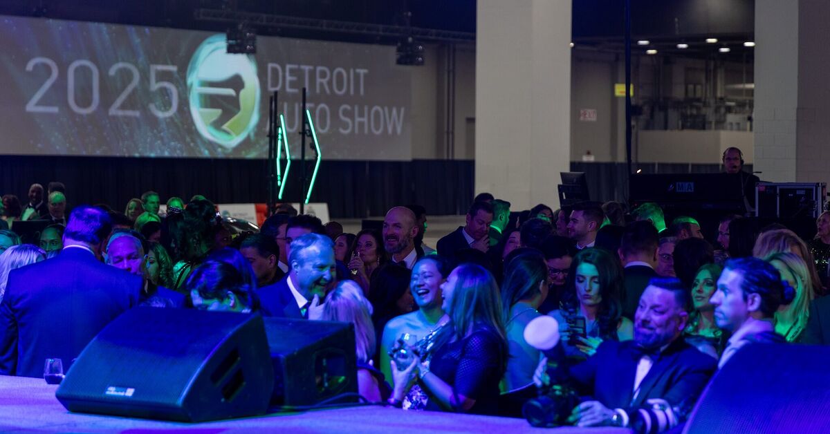 QOTD: What Do You Want To See From The 2026 Detroit Auto Show?